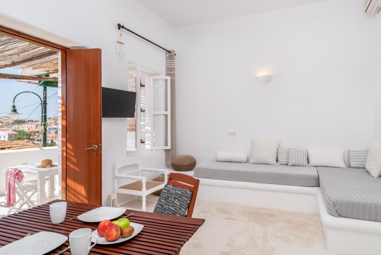 Atlantis Houses Chalki Town Exterior foto