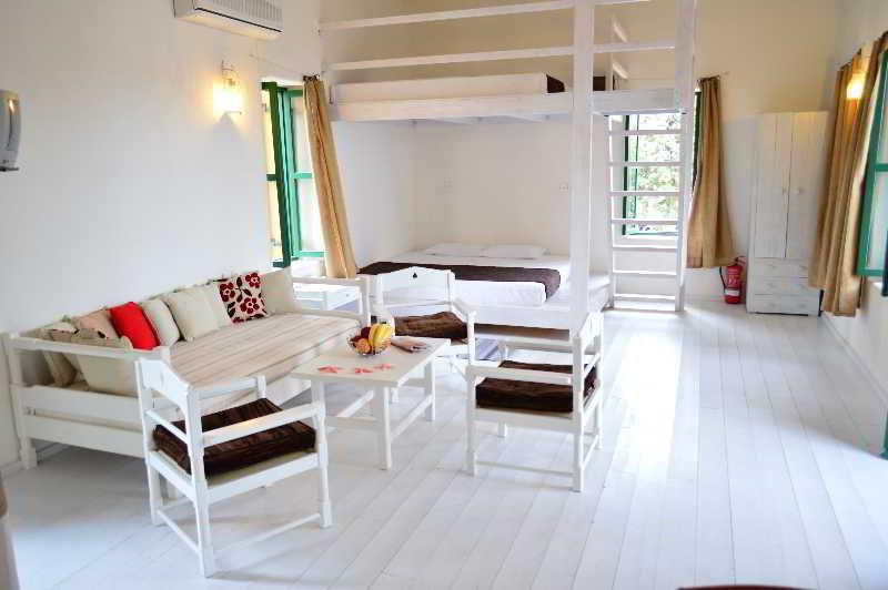 Atlantis Houses Chalki Town Exterior foto