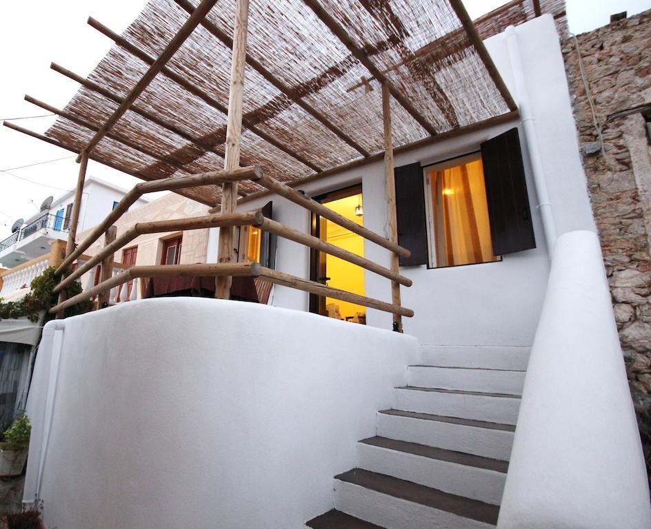 Atlantis Houses Chalki Town Exterior foto