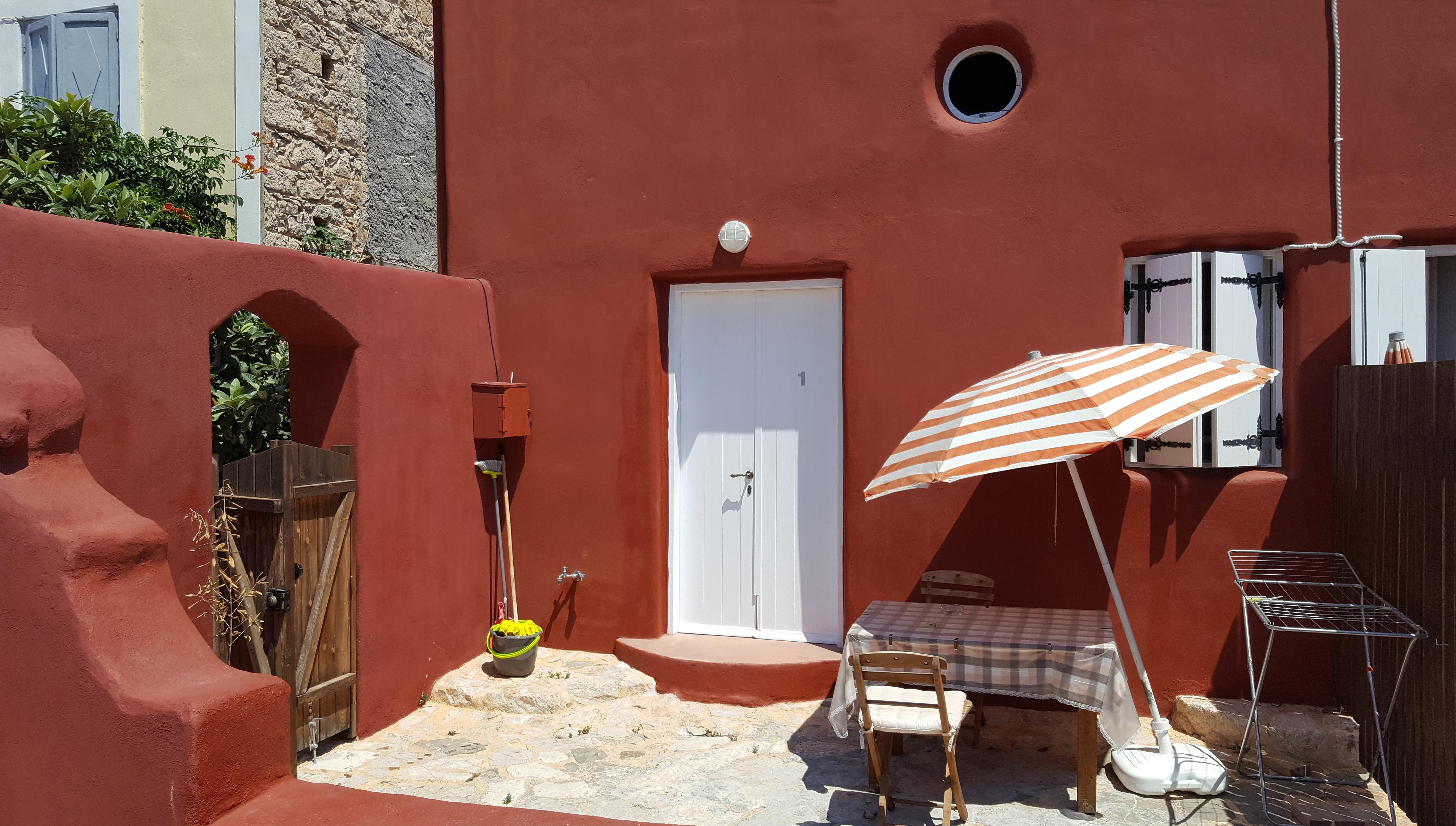 Atlantis Houses Chalki Town Exterior foto
